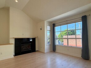 85 Rousseau St in San Francisco, CA - Building Photo - Building Photo