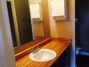 2106 Lee St in Longview, TX - Building Photo - Building Photo