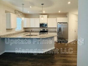 412 Poinsett Bridge Wy in Greenville, SC - Building Photo - Building Photo