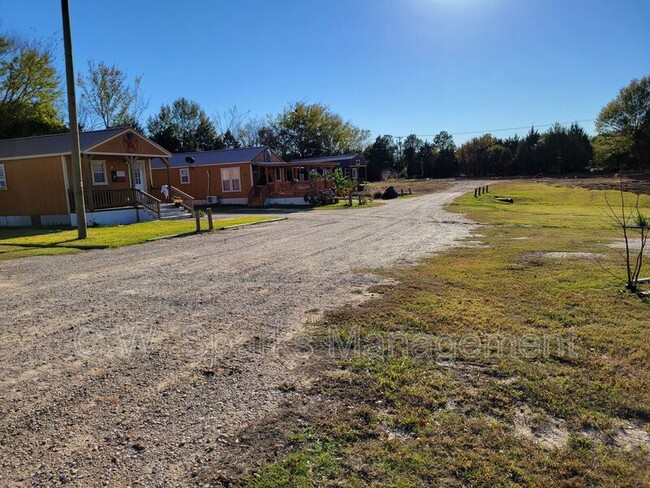 302 Carson Cir in Gun Barrel City, TX - Building Photo - Building Photo