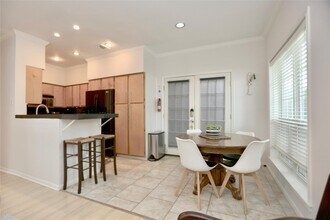 2221 Stanford St in Houston, TX - Building Photo - Building Photo
