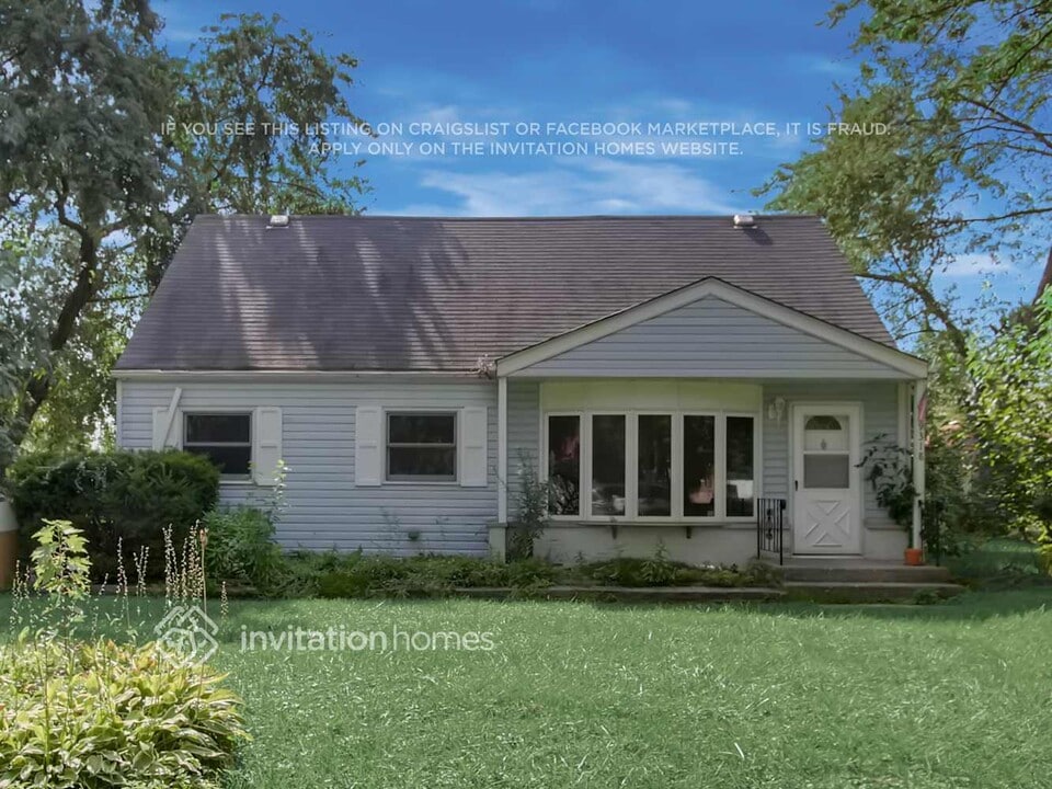 9318 S 78th Ave in Hickory Hills, IL - Foto de edificio