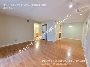 3120 7 Pines Ct-Unit -306 in Atlanta, GA - Building Photo - Building Photo