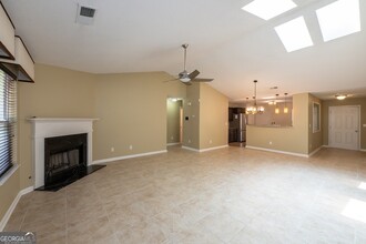 3100 Pebble Creek Ln, Unit 3601-102 in College Park, GA - Building Photo - Building Photo