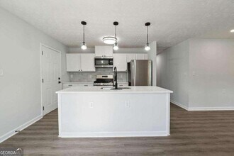 823 Humphries St SW in Atlanta, GA - Building Photo - Building Photo