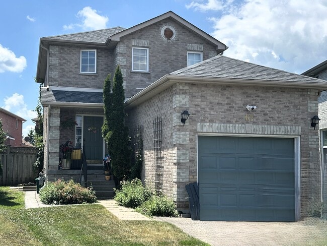 67 Russell Hill Dr in Barrie, ON - Building Photo - Building Photo