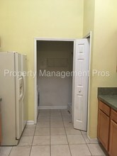 7920 Merrill Rd-Unit -UNIT 2012 in Jacksonville, FL - Building Photo - Building Photo