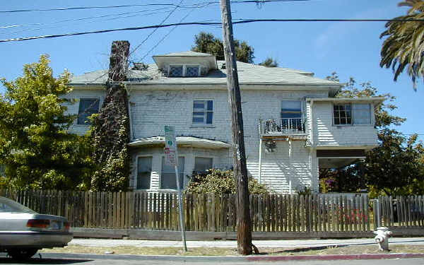 2620 Dana St in Berkeley, CA - Foto de edificio - Building Photo