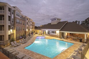 Clairmont at Crabtree in Raleigh, NC - Building Photo