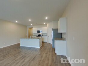 4050 Beach Wy in White House, TN - Building Photo - Building Photo