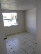 4629 Alma St, Unit 4629 in New Port Richey, FL - Building Photo - Building Photo