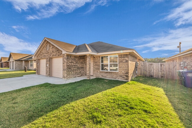 property at 609 Lost Trl