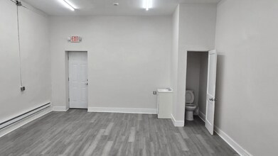 27 Dodd St in Bloomfield, NJ - Building Photo - Building Photo