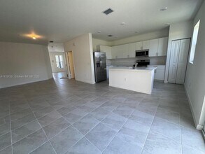 18438 SW 2nd St in Pembroke Pines, FL - Building Photo - Building Photo