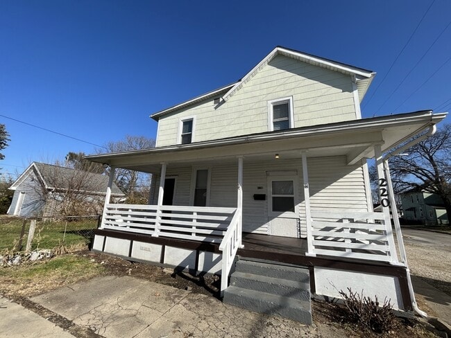 220 W Park Ave in Columbus, OH - Building Photo - Building Photo