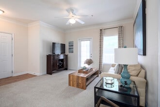 The Verandas Apartments in Valley, AL - Foto de edificio - Interior Photo