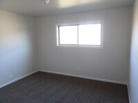 2205 Bogdan Ln S photo'