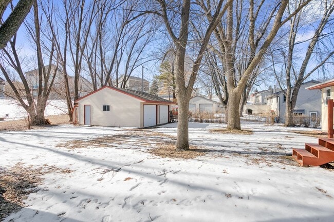 14169 68th Pl N in Maple Grove, MN - Building Photo - Building Photo