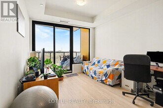 1415 Dundas St E in Oakville, ON - Building Photo - Building Photo