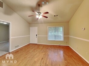 2971 Meadow Ln in Powder Springs, GA - Building Photo - Building Photo