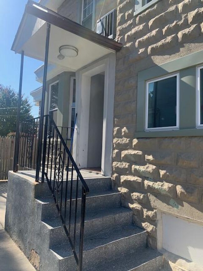 410 Kerper St in Philadelphia, PA - Building Photo - Building Photo