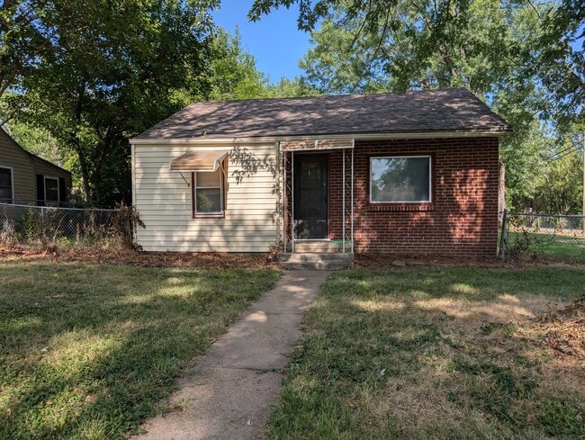 property at 3146 SE Wisconsin Ave