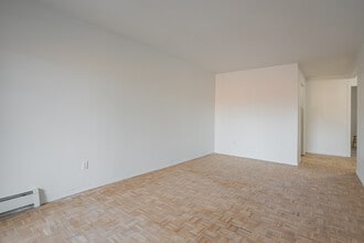 10160 Lajeunesse in Montréal, QC - Building Photo - Building Photo