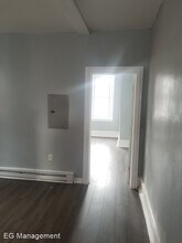 5151 Brown St in Philadelphia, PA - Building Photo - Building Photo