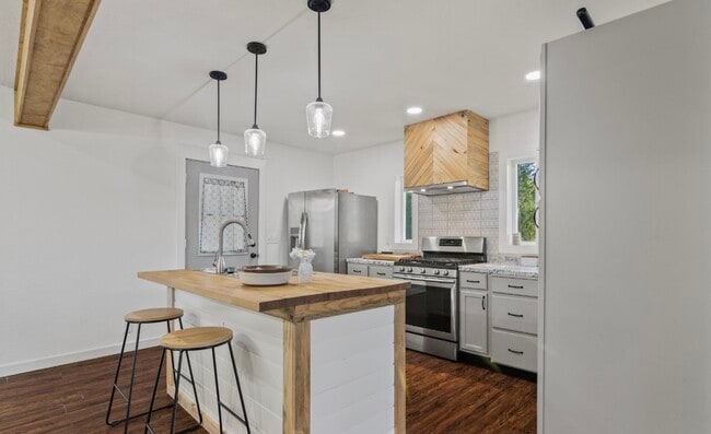 38835 Pinewood Ave in Sterling, AK - Building Photo - Building Photo