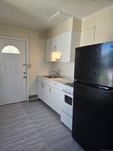 4 Division St in Danbury, CT - Building Photo - Building Photo