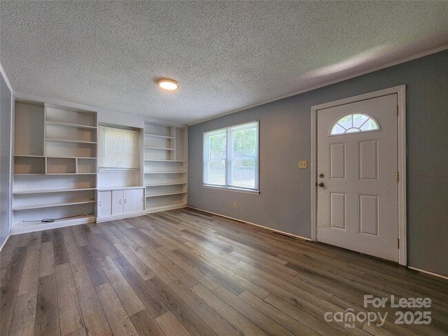 91 St Charles Ave NE in Concord, NC - Building Photo - Building Photo