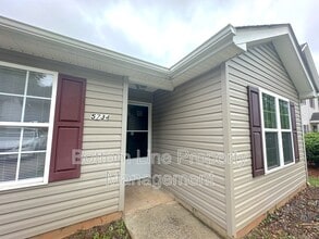 5734 Hewitt Dr in Charlotte, NC - Building Photo - Building Photo