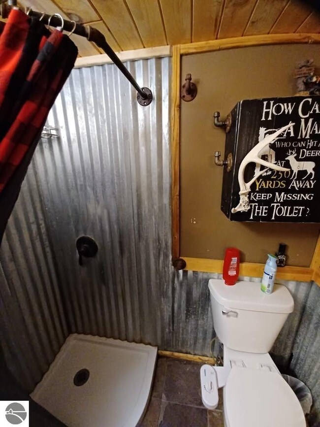 1568 Monument Rd in Tawas City, MI - Building Photo - Building Photo