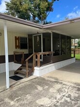9445 Pontiac St in New Port Richey, FL - Foto de edificio - Building Photo