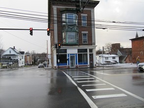 137 Market St in Amsterdam, NY - Foto de edificio - Building Photo