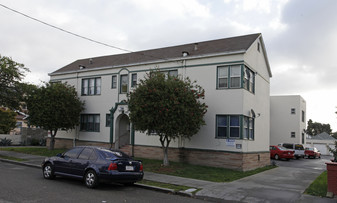 1500 39th Ave Apartments