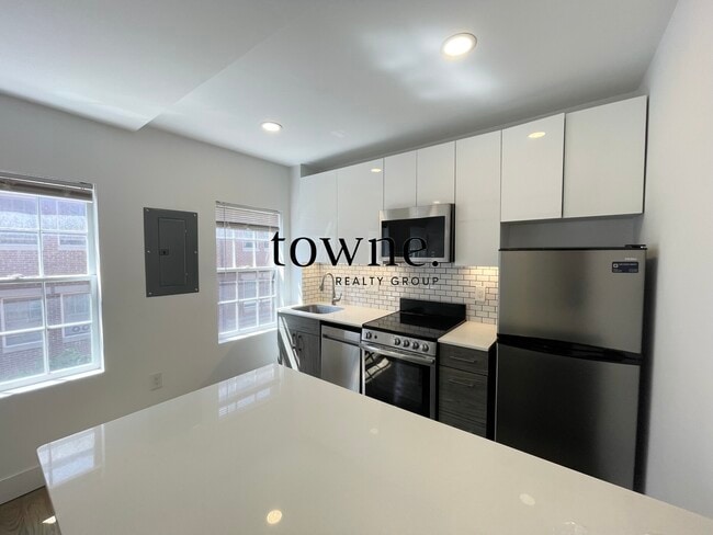61 Joy St, Unit 3 in Boston, MA - Building Photo - Building Photo