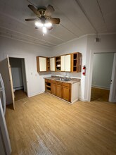 13 Church St, Unit Unit 2 in Rutland, VT - Building Photo - Building Photo