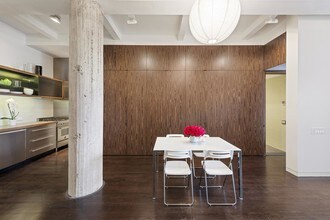 250 Mercer St-Unit -B1202-B12S in New York, NY - Building Photo - Building Photo