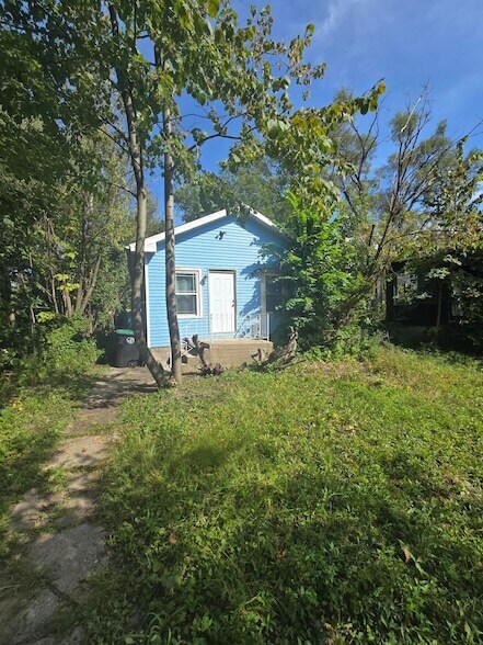 4613 Maryland St in Gary, IN - Foto de edificio