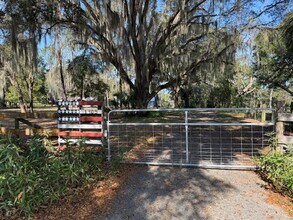 1905 Myrtle Lake Ave in Fruitland Park, FL - Building Photo - Building Photo