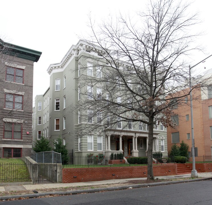 The Majestic in Washington, DC - Building Photo