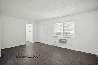 5447 Norwalk Blvd in Whittier, CA - Foto de edificio - Building Photo