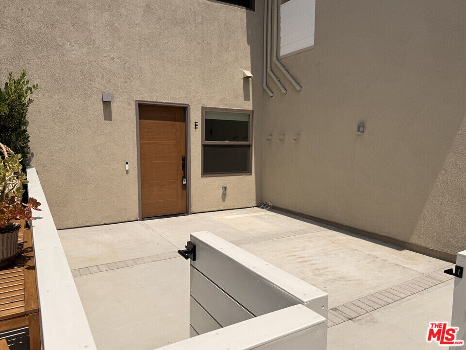 1138 Princeton St in Santa Monica, CA - Building Photo