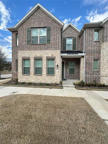 2474 Morningside Dr in Flower Mound, TX - Foto de edificio
