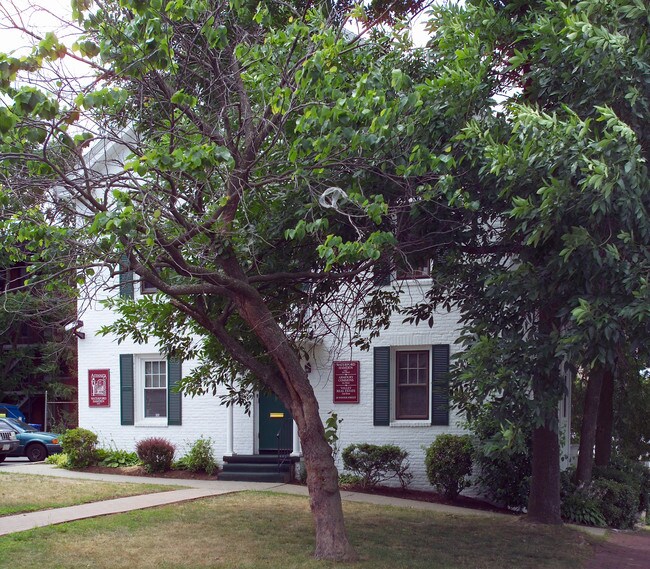69 Winter St in Springfield, MA - Building Photo - Building Photo