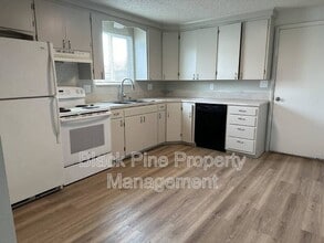 137 Davis Ave in Nampa, ID - Building Photo - Building Photo