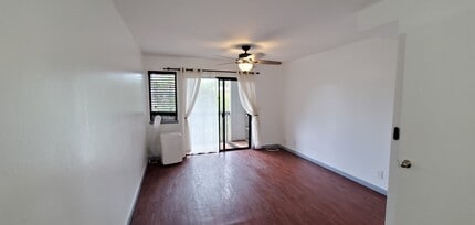 98-640 Moanalua Loop, Unit 2032 in Aiea, HI - Building Photo - Building Photo