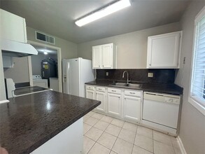 711 Stonewall Dr in Richmond, TX - Building Photo - Building Photo