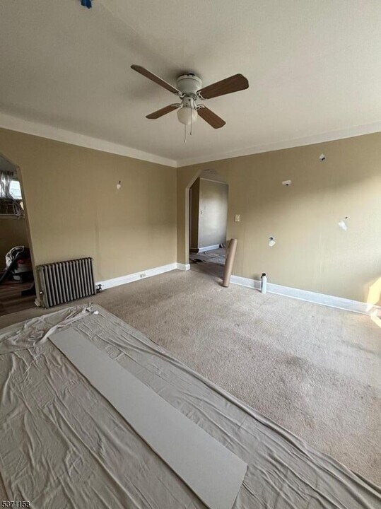 249 Ampere Pkwy in Bloomfield, NJ - Building Photo